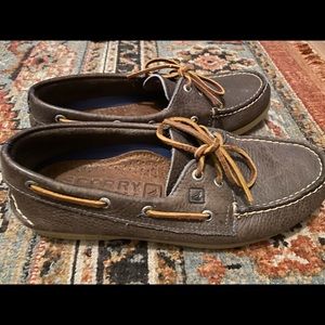 Men’s sperry boat shoes - 9